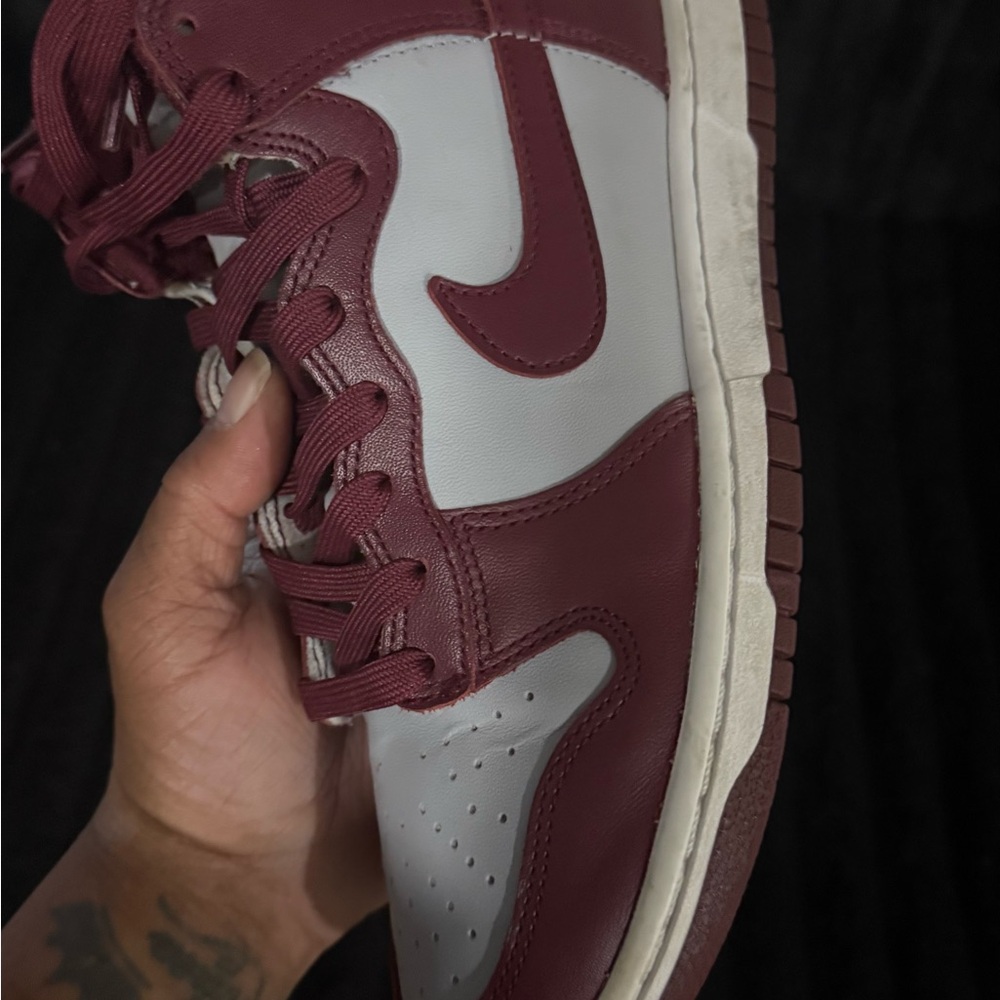 Jordan Men's Athletic Shoes Maroon and White